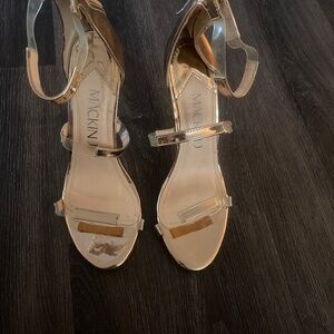 Shoes size 9